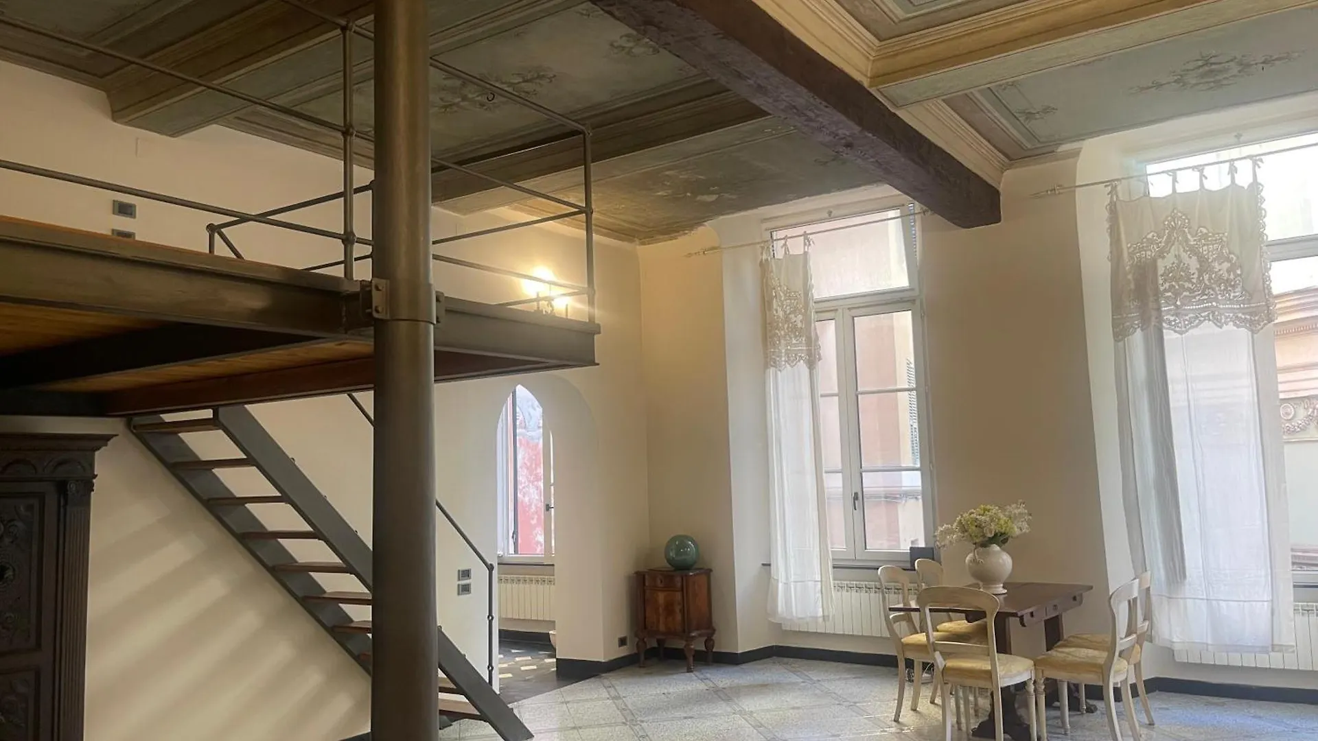 Magnifico Appartamento Del 400 L'Elisir D'Amore Genoa Apartment