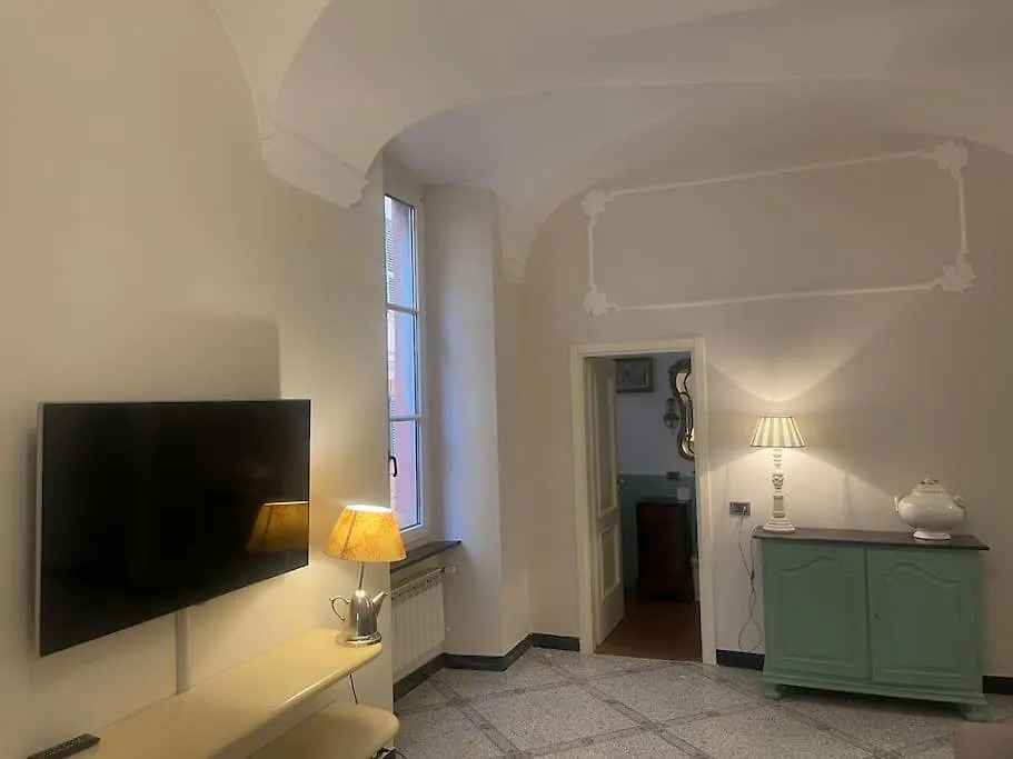 Apartment Magnifico Appartamento Del 400 L'Elisir D'Amore Genoa